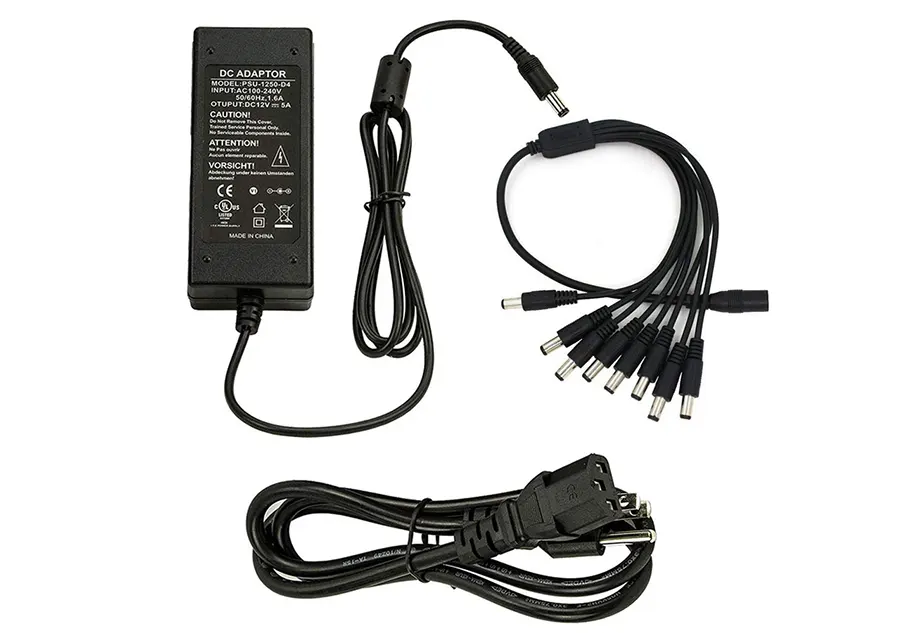 منیج تغذیه یا آداپتور از اجزای دوربین مداربسته