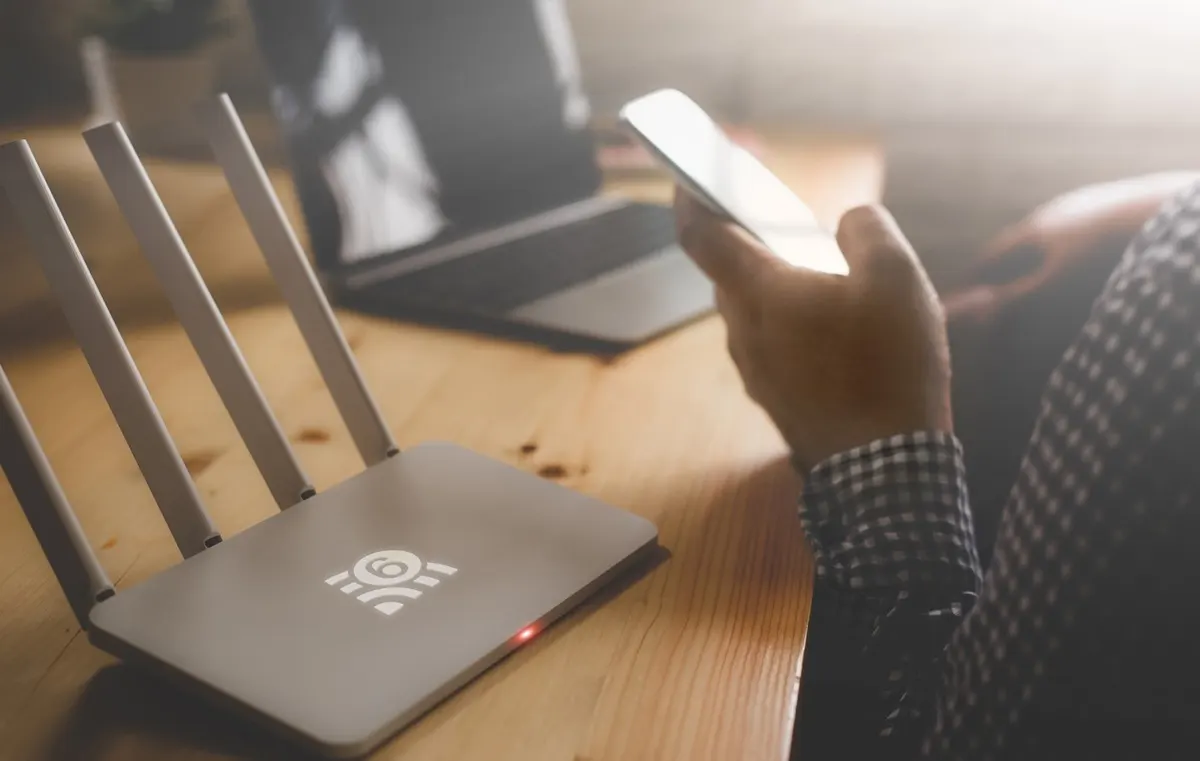 مودم 4G LTE خانگی و دسترسی به اینترنت با گوشی تلفن